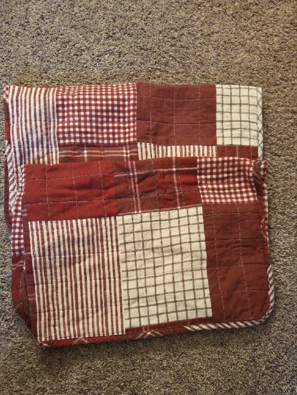 Queen Red Patchwork Quilted Bedcover With 2 Pillow Shams